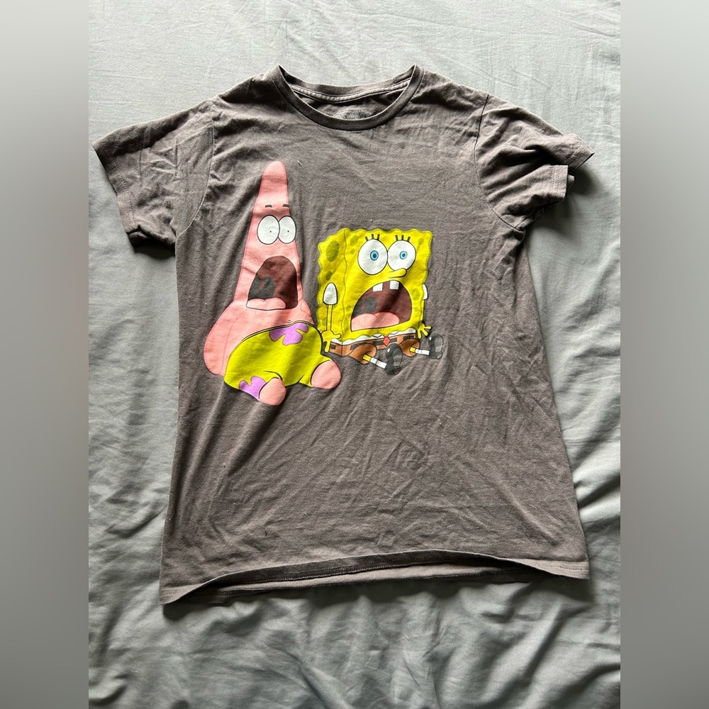 Unisex Scared Spongebob and Patrick Grey T-shirt
